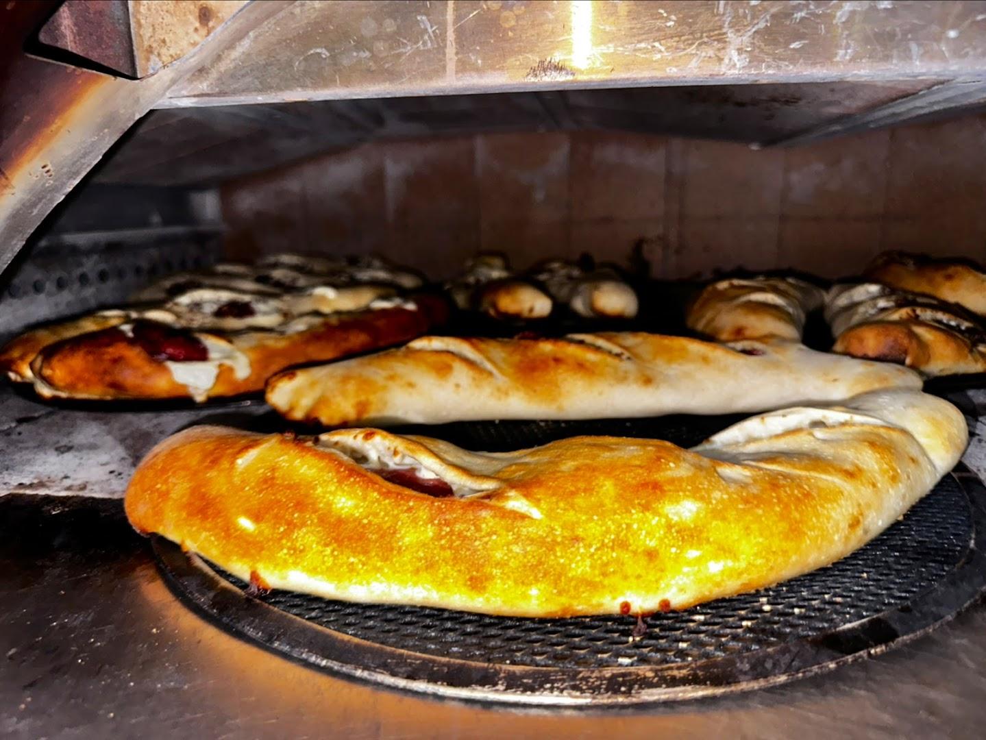 Sicilian Pizza Airport