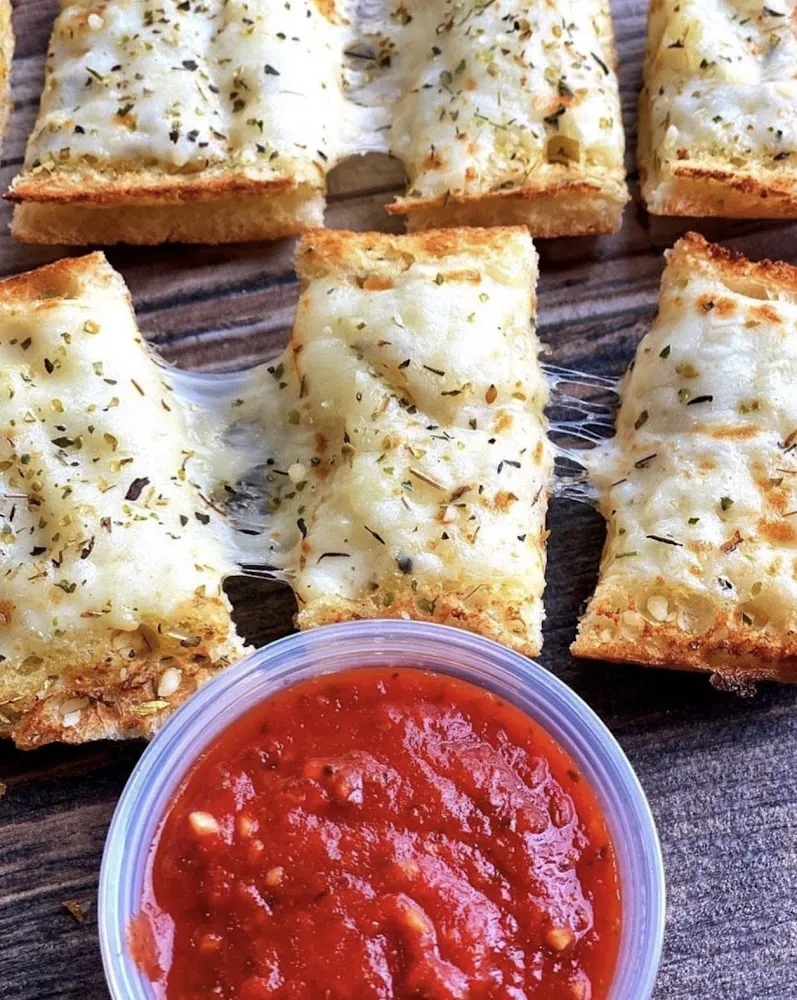 Signature Breadsticks